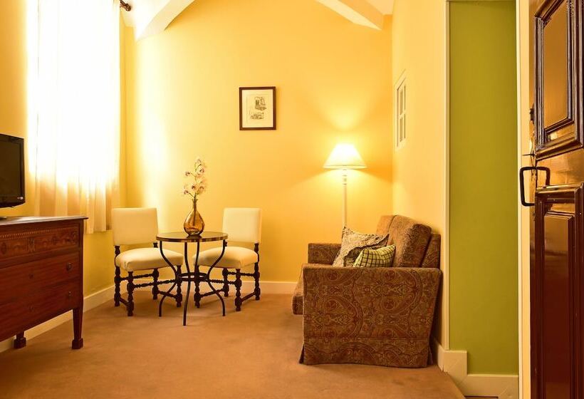 اتاق خانوادگی, Pousada Convento De Evora