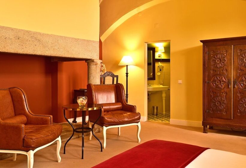 اتاق خانوادگی, Pousada Convento De Evora