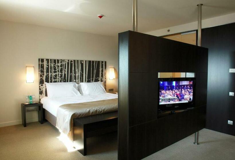 سوئیت اجرایی با تخت کینگ, Ramada Plaza By Wyndham Bucharest Convention Center