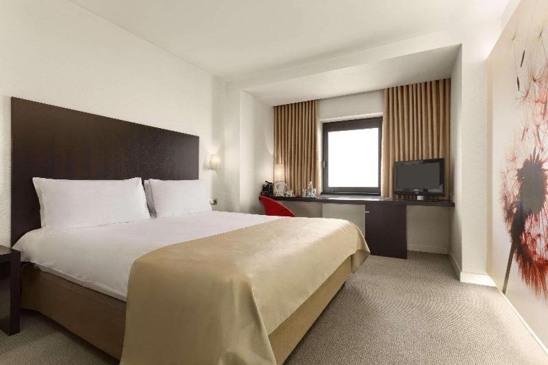 اتاق استاندارد, Ramada Plaza By Wyndham Bucharest Convention Center