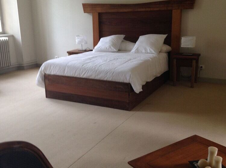 جناح ديلوكس, Chateau Du Val Larbont