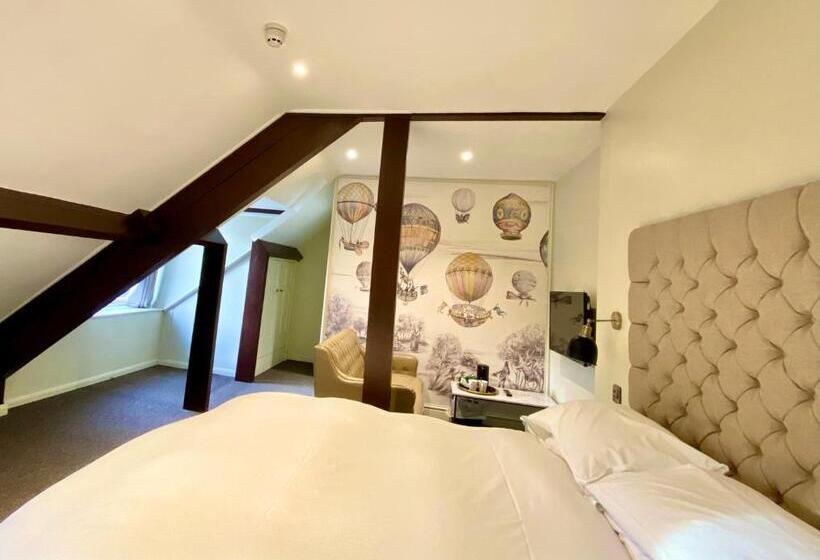 Номер Стандарт в Мансарде, Ruswarp Hall Whitby