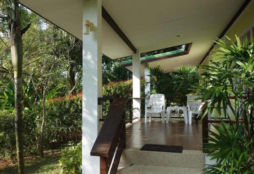 Бунгало Стандарт Вид на Сад, Khaolak Hillside Villa