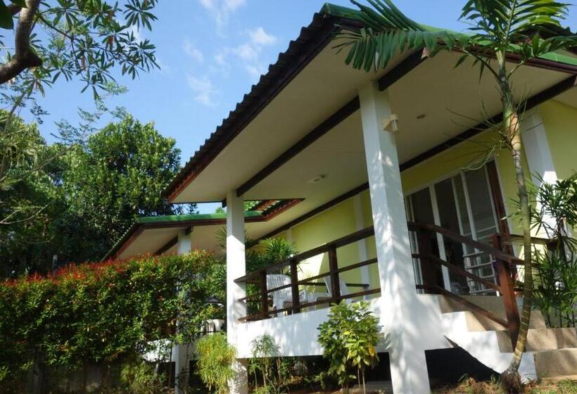 带花园景观的标准洋房, Khaolak Hillside Villa