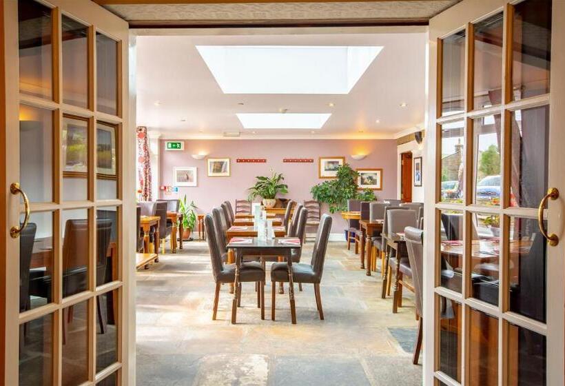 스탠다드 룸, Middle House