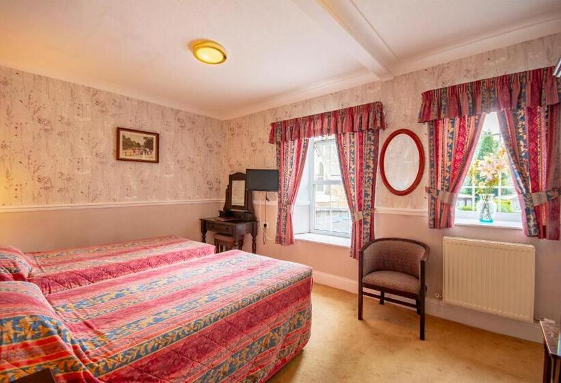 스탠다드 룸, Middle House