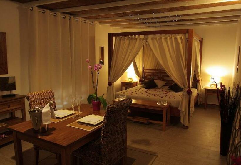 Люкс с гидромассажем, La Paillote Exotique Spa