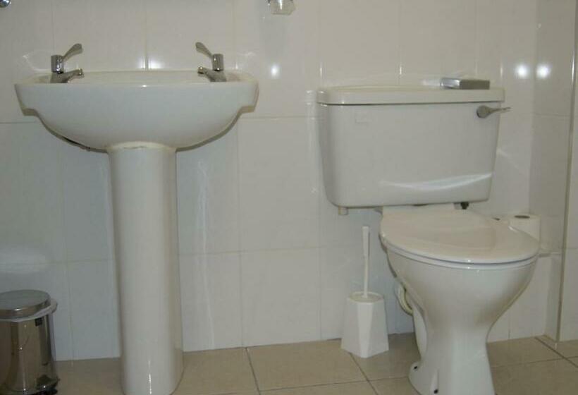 غرفة قياسية, The Ryandale Inn