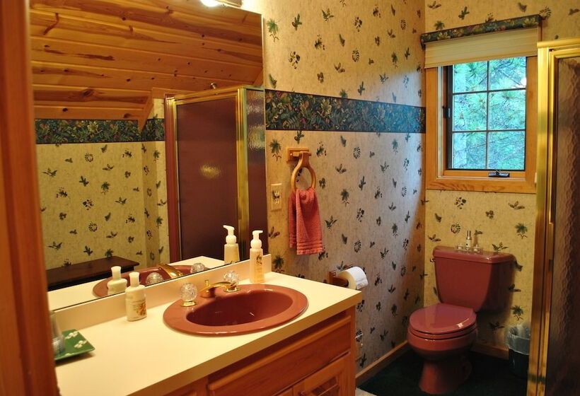 Люкс Premium 2 Спальни, Horton Creek Inn B&b