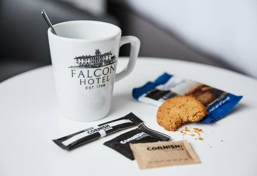 Номер Стандарт Индивидуальный, The Falcon