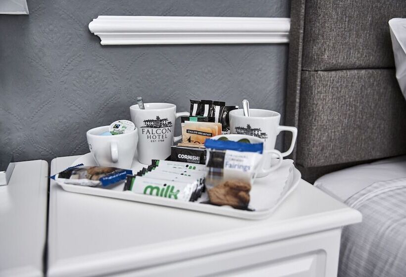 Семейный Номер Deluxe, The Falcon