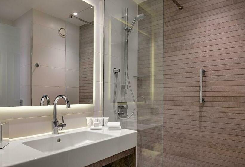 高级大房间, Ac Hotel By Marriott Manchester City Centre