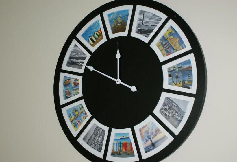 חדר סופריור, 10to12 Folkestone