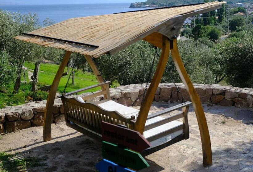 Номер Стандарт Вид на Море с Балконом, Assos Longevity