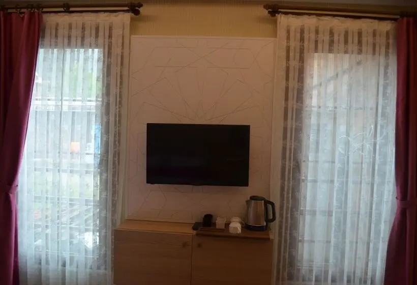 Perhehuone, Ecrin Hotel Uzungol
