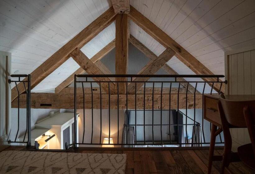 キングサイズベッドのスイートルーム, Public House Lofts