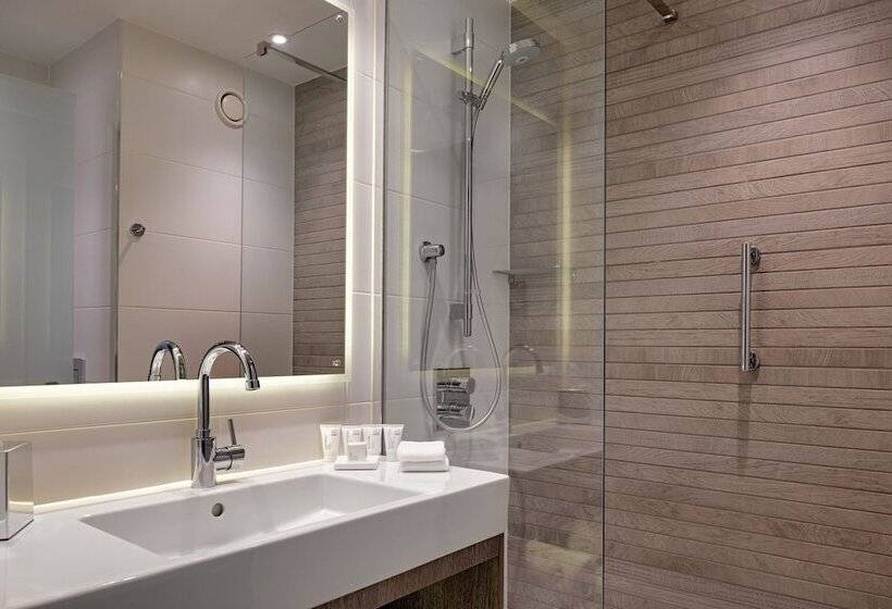 패밀리 룸, Ac Hotel By Marriott Manchester City Centre