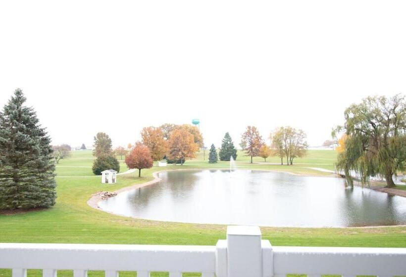 غرفة قياسية مزوَّدة بشُرفة, Essenhaus Inn & Conf. Center