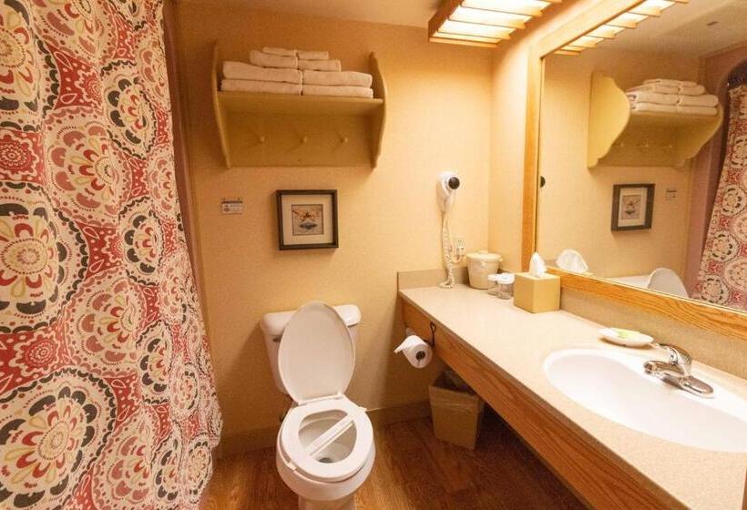 غرفة ديلوكس سرير كينج, Essenhaus Inn & Conf. Center