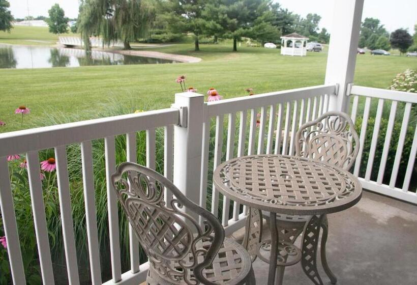 غرفة قياسية سرير كينج, Essenhaus Inn & Conf. Center