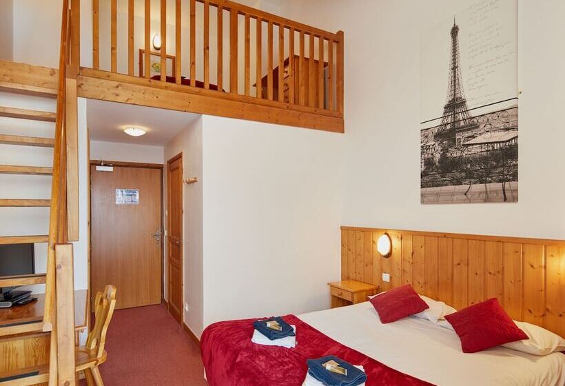 غرفة قياسية ثلاثية, La Foret