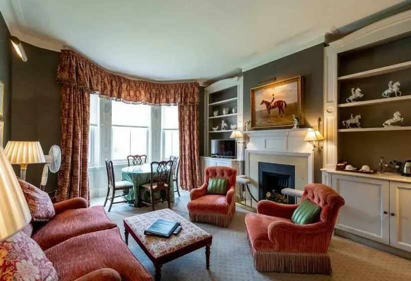 Sviitti, The Jockey Club Rooms