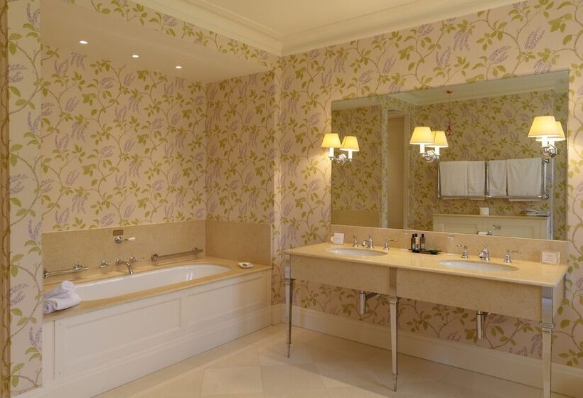 豪华房间, The Jockey Club Rooms