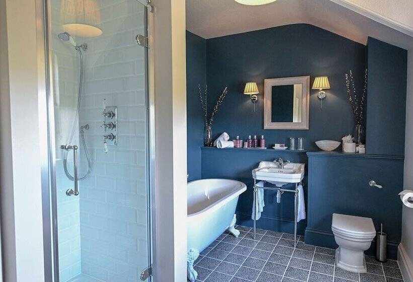 俱乐部房间, The Jockey Club Rooms