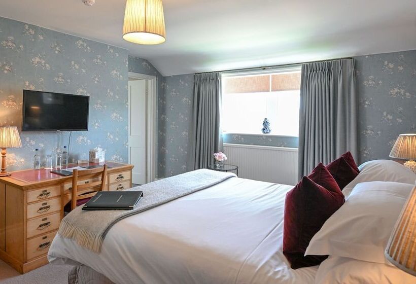 俱乐部房间, The Jockey Club Rooms