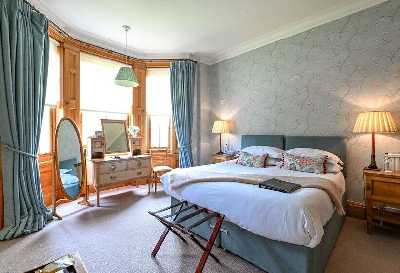 俱乐部房间, The Jockey Club Rooms