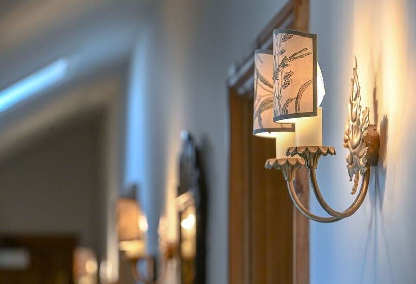 套房, The Jockey Club Rooms