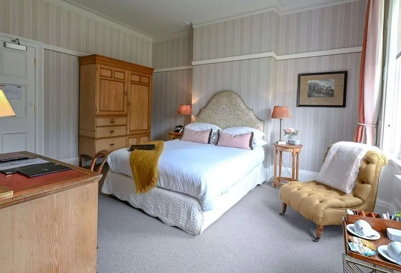 Club-huone, The Jockey Club Rooms