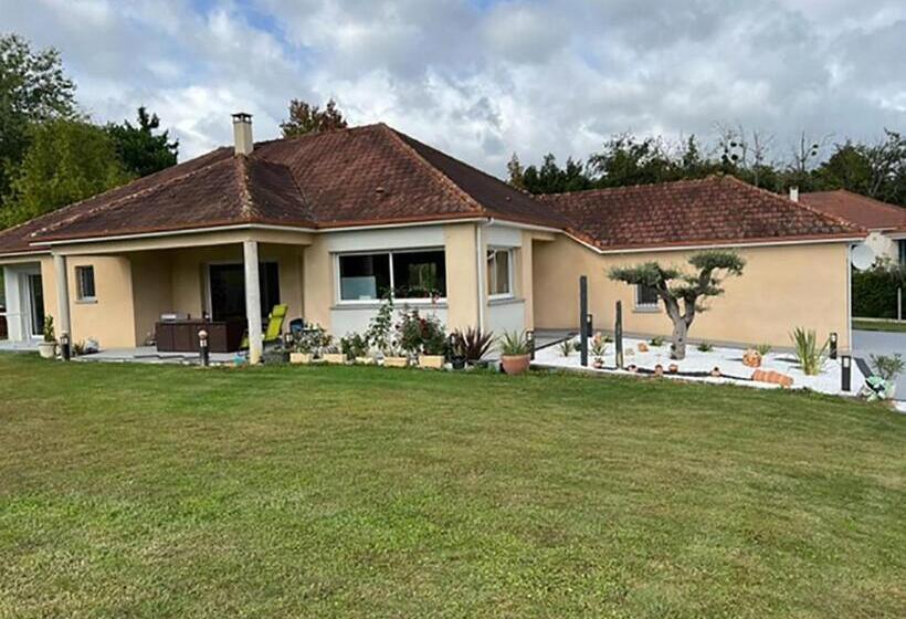 标准单人间, Chez Christiane Et Gerard