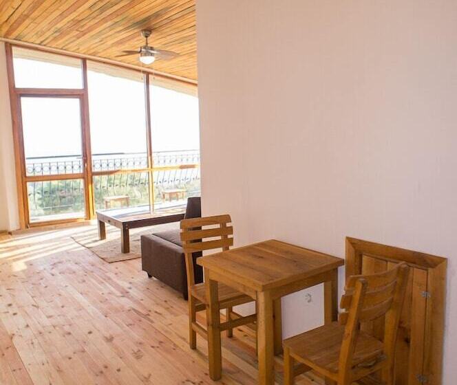 شقة دور أخير غرفة نوم واحدة, Farmidaya Biotel