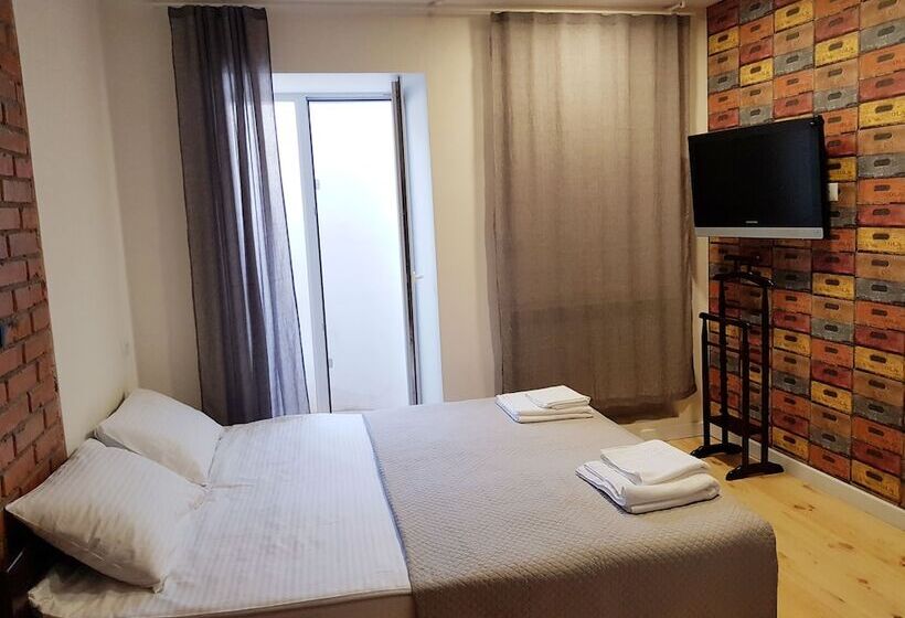 اتاق استاندارد, Hostel Uyutniy Dvorik