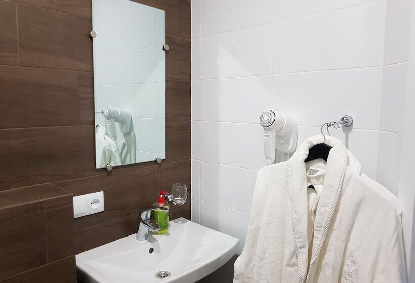 اتاق استاندارد, Hostel Uyutniy Dvorik