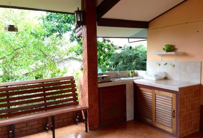 デラックストリプルルーム, Baan Maihorm Guesthouse
