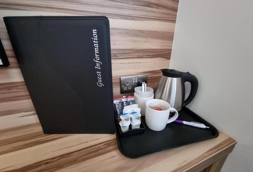 수피리어 룸, Escape