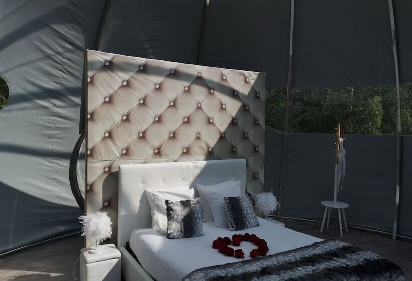 בקתה, Les Bulles De Sologne   Hébergements Insolites