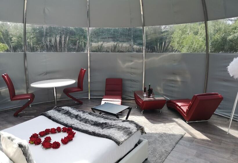 בקתה, Les Bulles De Sologne   Hébergements Insolites