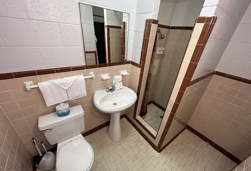 Номер Комфорт Индивидуальный, Thunderbird Resort & Event Center