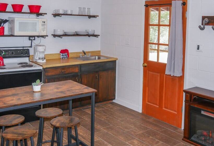 Номер Комфорт Индивидуальный, Thunderbird Resort & Event Center