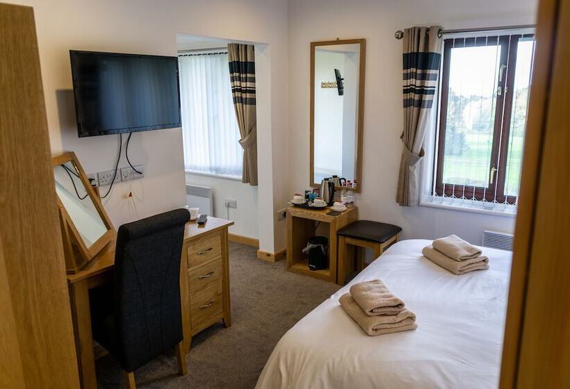 디럭스 트리플 룸, The Windmill Inn