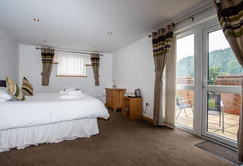 디럭스 4인 룸, The Windmill Inn