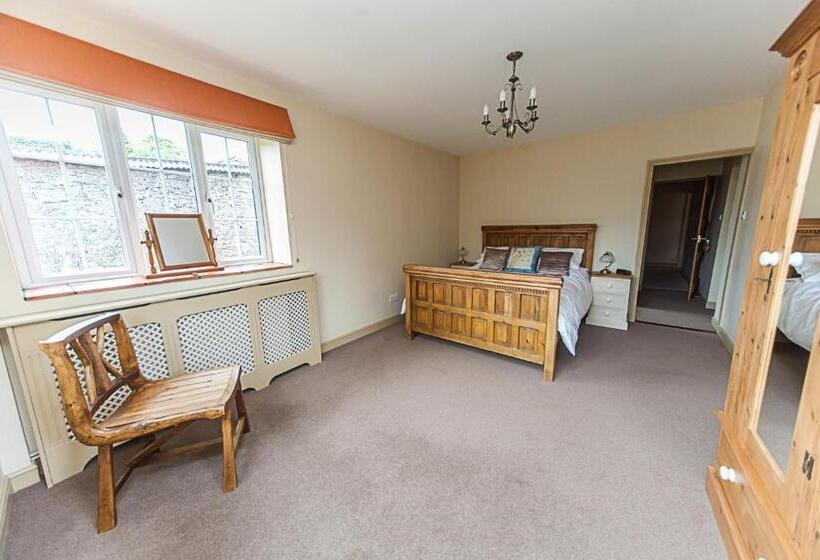 اتاق استاندارد با چشم‌انداز باغ, Stoodleigh Court Coach House