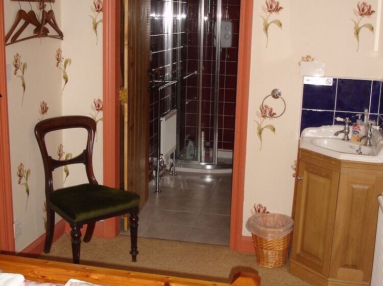 Номер Стандарт, The Clochfaen