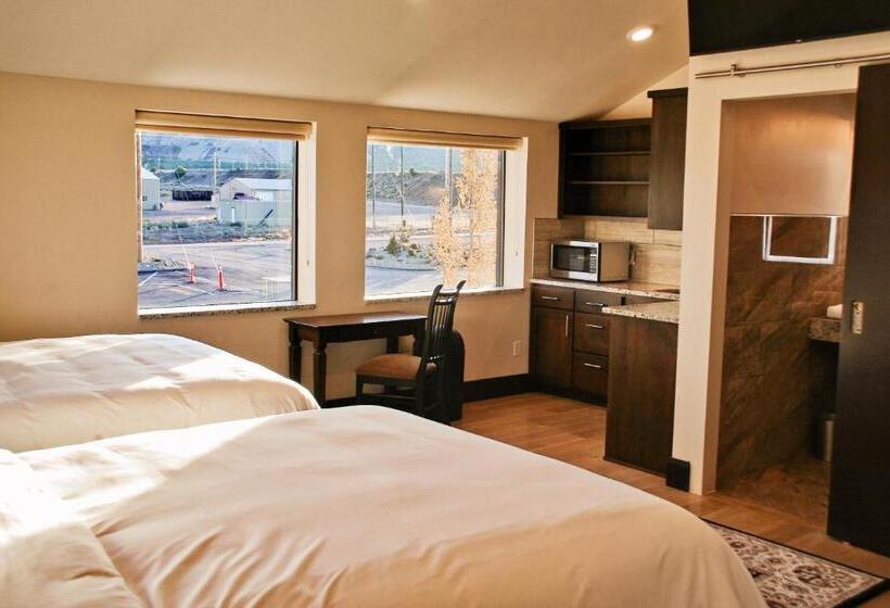 استودیوی لوکس, Iron Springs Luxury Lodge & Spa