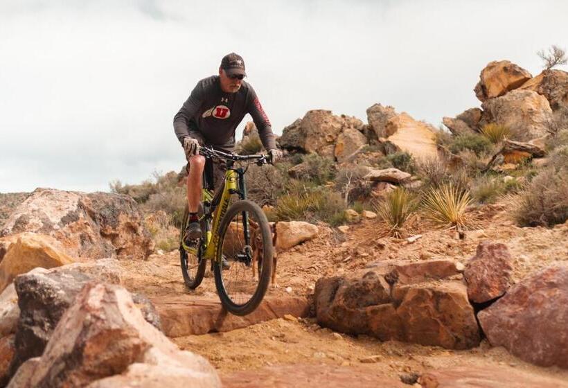 سوییت لوکس, Iron Springs Luxury Lodge & Spa