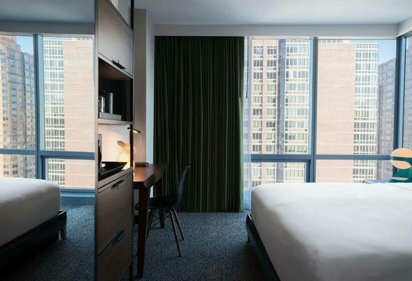 اتاق استاندارد با تخت بزرگ, Renaissance New York Chelsea