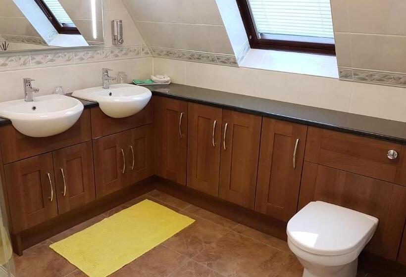 Номер Deluxe Вид на Море, Lochview Guest House